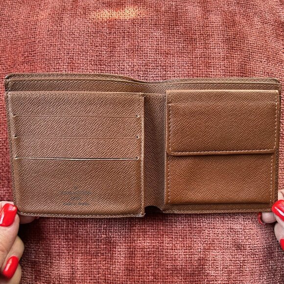 LOUIS VUITTON Monogram Marco Wallet - Picture 3 of 8